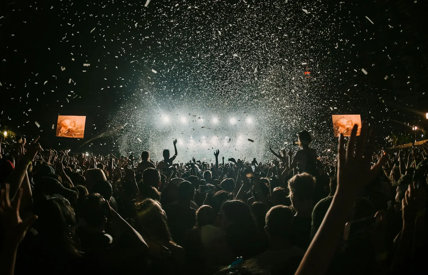 Público en una arena de eSports